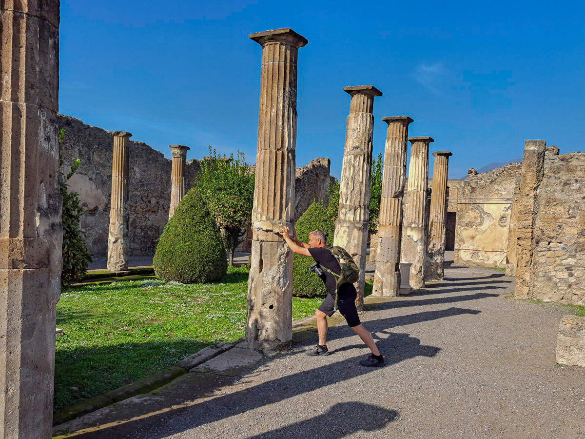 Pompeii even rechtzetten